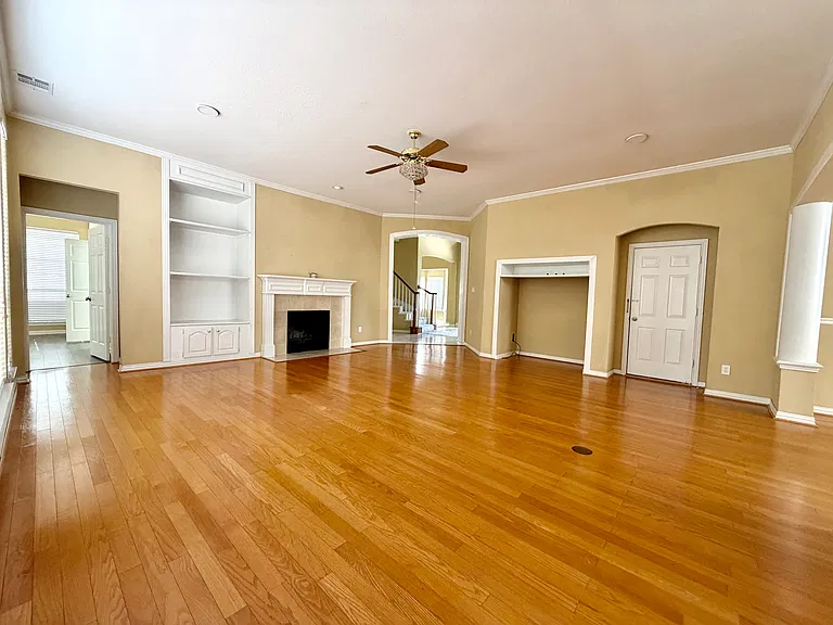 525 Salisbury Dr — Photo 13
