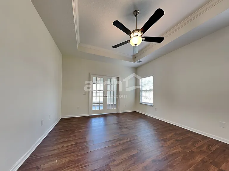 632 Stonebridge Cir — Photo 12