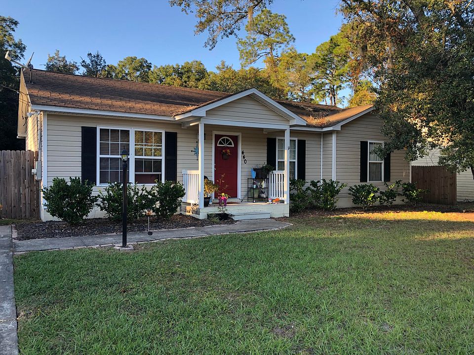 1st image of 440 Crescent Blvd