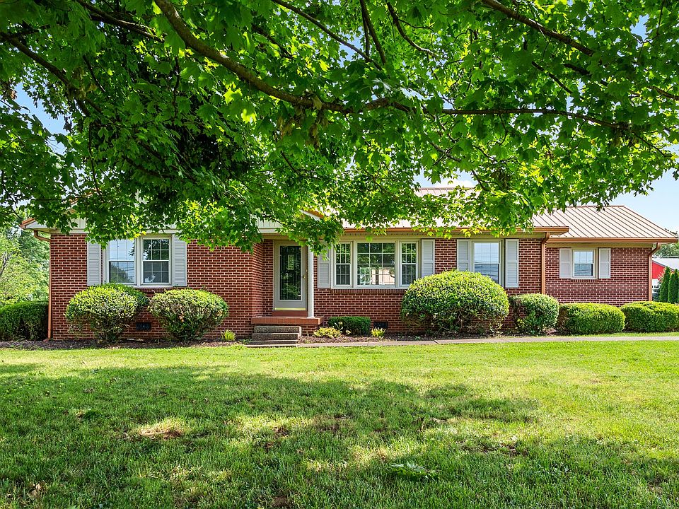 376 W Nashville St, Pembroke, KY 42266 Zillow