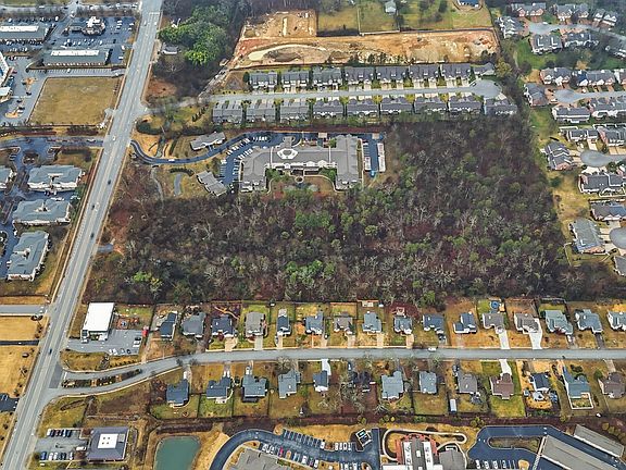 3rd image of 7521 Shallowford Rd