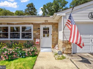85 Sheffield Pl, Southampton, NJ 08088