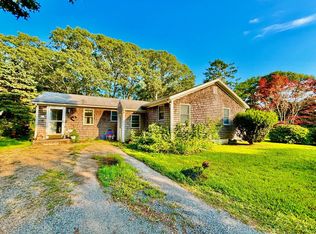 70 Carol Ln, Oak Bluffs, MA 02557