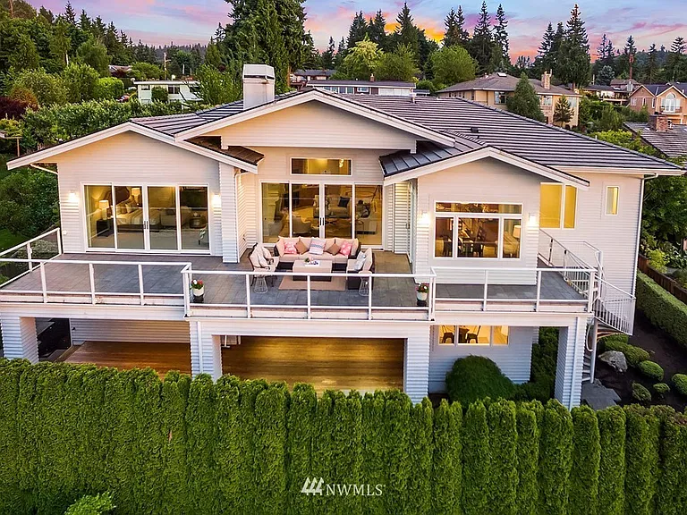 16458 SE 44th Pl — Photo 6