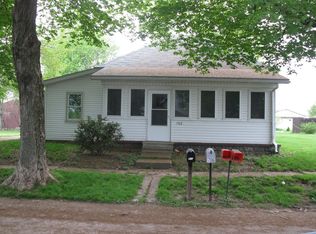 706 N Water St, Hillsboro, IN 47949