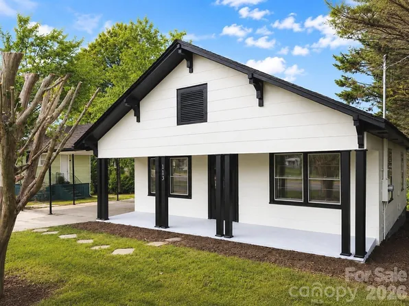 113 Mountain View St, Morganton, NC 28655