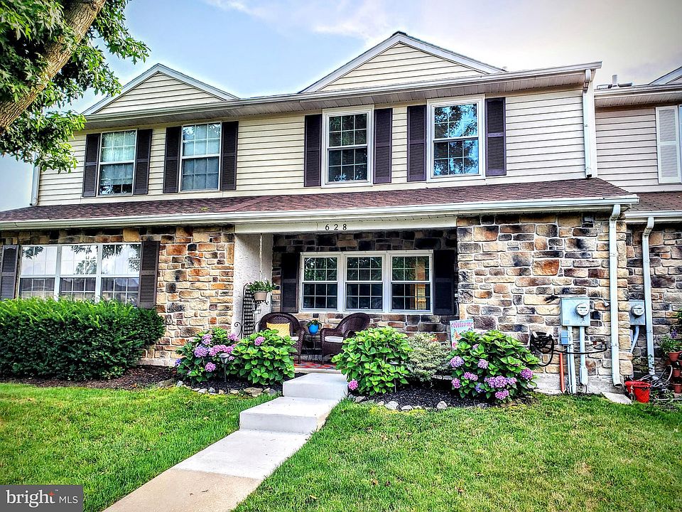 628 Lancaster Ct, Downingtown, PA 19335 MLS PACT2048900 Zillow