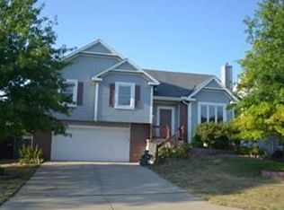 17366 W 158th Pl, Olathe, KS 66062