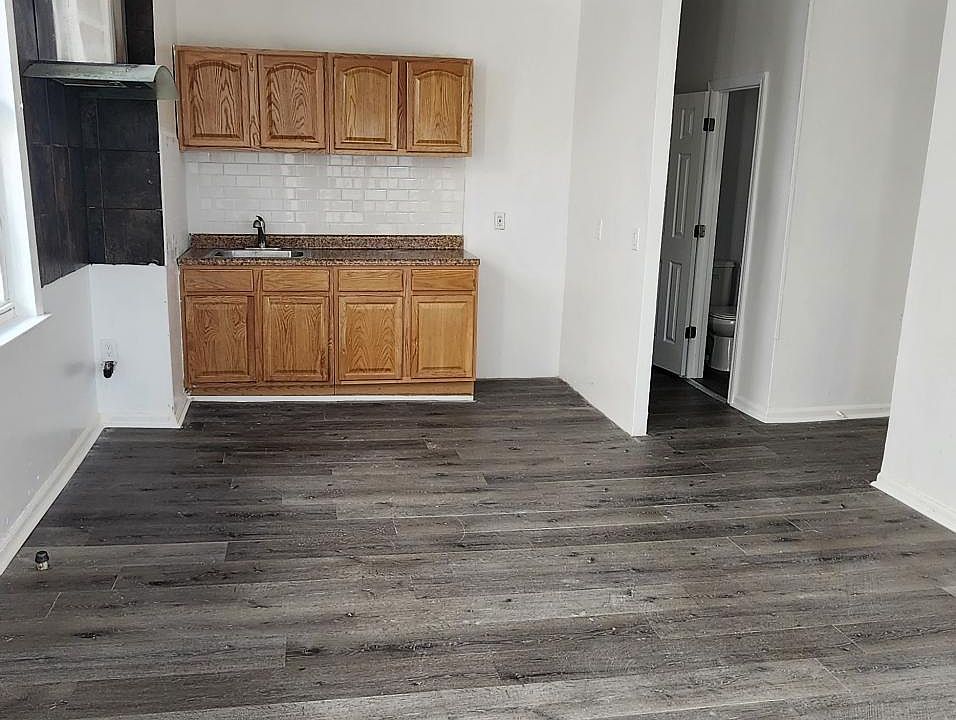 119 Wakefield Ave Yonkers, NY, 10704 Apartments for Rent Zillow