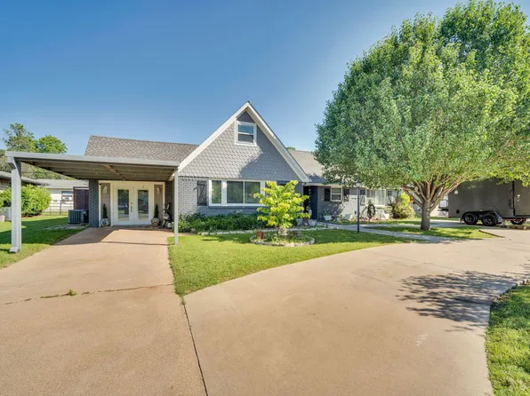 1104 Sheridan Ln, Cleburne, TX 76033