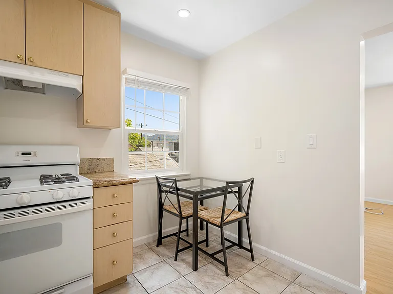 720 W California Ave #B — Photo 8
