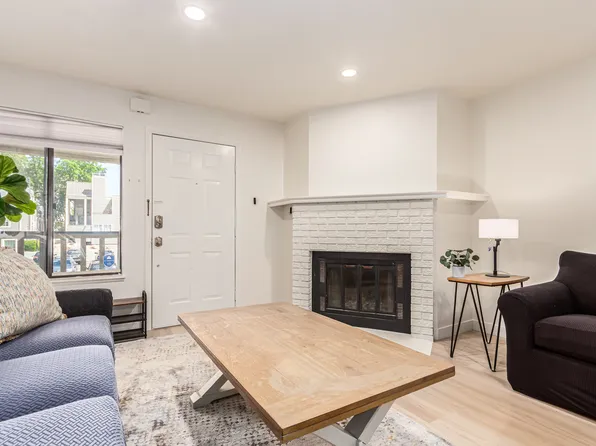 1118 City Park Ave APT 228, Fort Collins, CO 80521