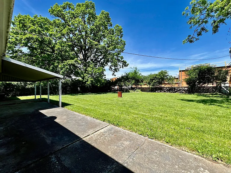 2501 Elmo Pl — Photo 25