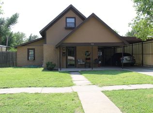 710 S Amherst St, Perryton, TX 79070