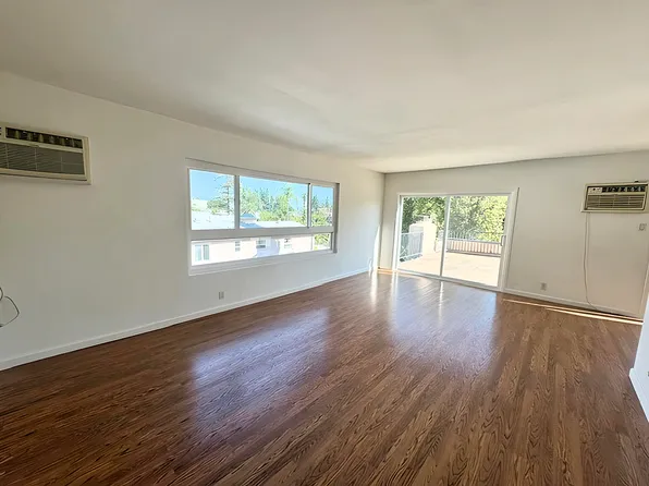 3915 Vineland Ave APT 5, Studio City, CA 91604