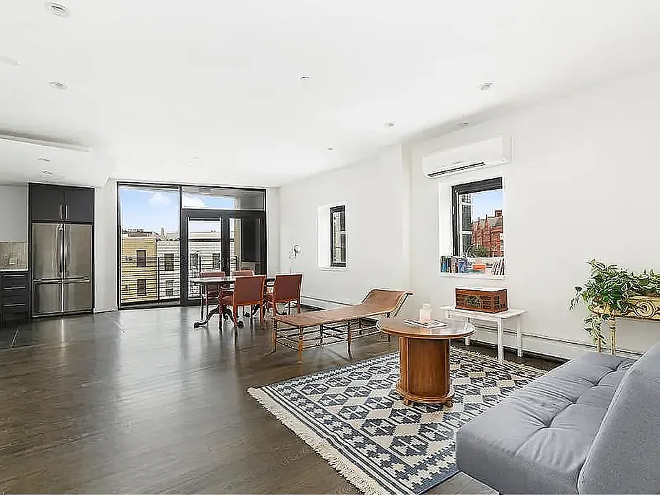 1314 Jackson Ave #4E
