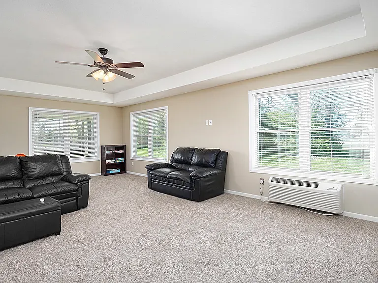835 E Country Ridge St — Photo 17