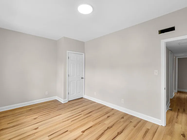 4111 Liberty Heights Ave #4 — Photo 5