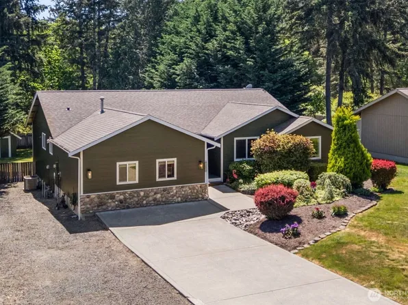 100 E Cardinal Court, Allyn, WA 98524