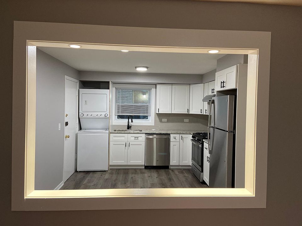 1st image of 4827 N Central Ave APT 103