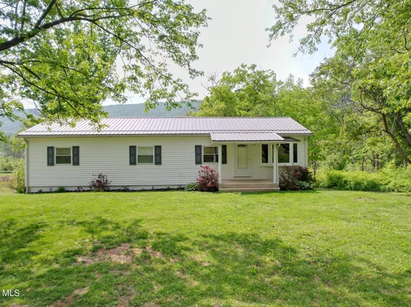 7983 Bedford Valley Rd, Bedford, PA 15522