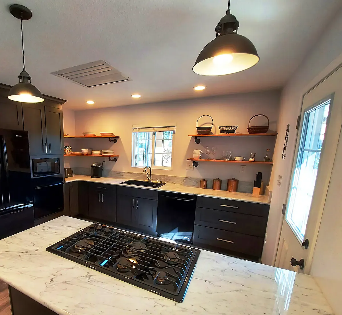 Sky Ranch Ln, Camino — Photo 1