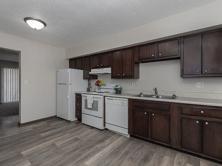 503 Sycamore St — Photo 14