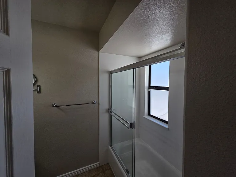 1809 E Frier Dr #2 — Photo 18