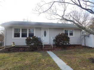 432 W End Ave, Toms River, NJ 08753
