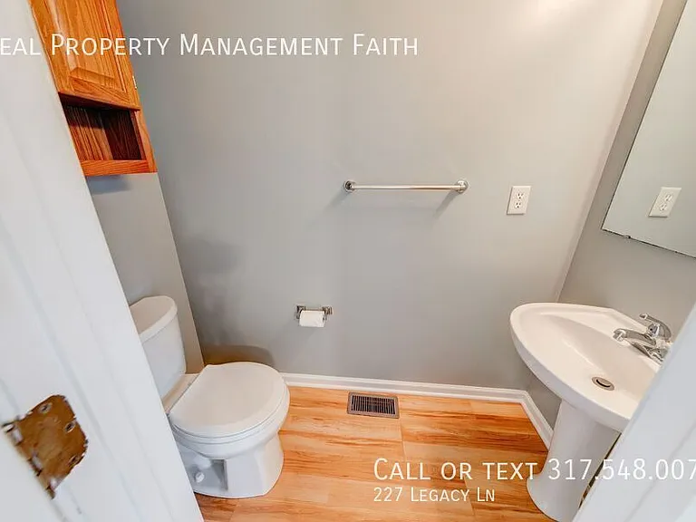 227 Legacy Ln — Photo 17