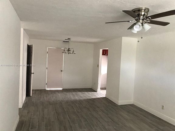 4th image of 3540 NW 17th St