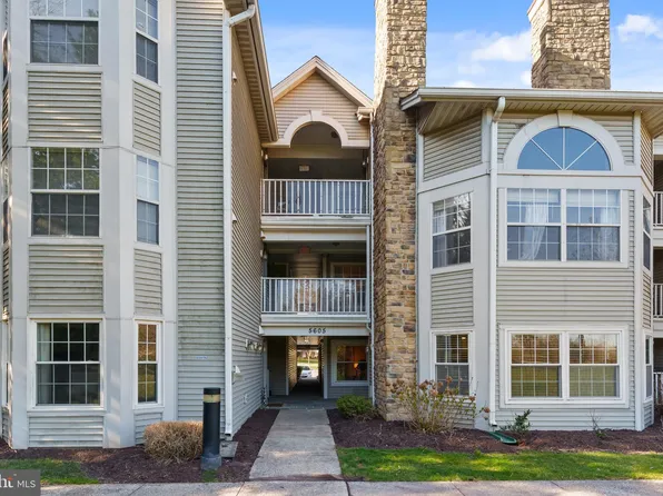 5605 Willoughby Newton Dr Unit 14, Centreville, VA 20120
