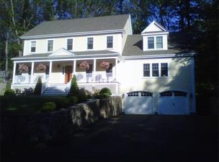100 Van Norden Rd, Reading, MA 01867