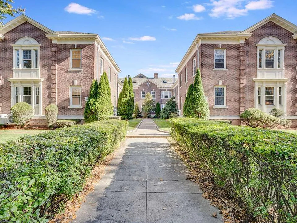 431-437 Whitney Ave