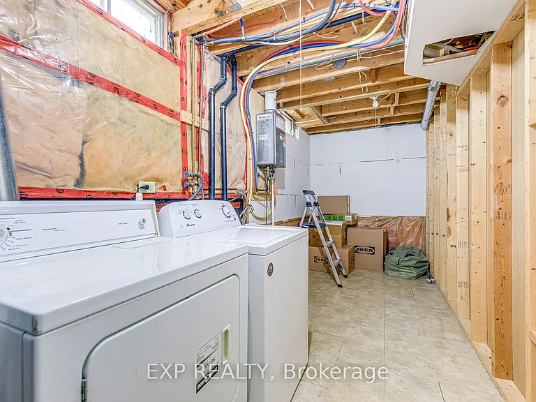 1225 Hedgestone Cres — Photo 41