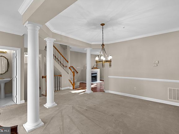 5th image of 63 Calabash Ct