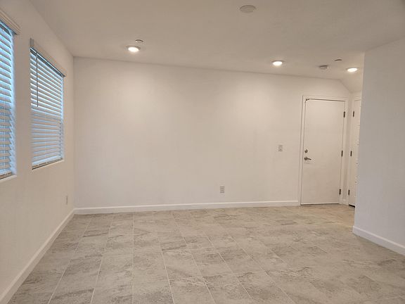 4th image of 3606 Hestia Ave