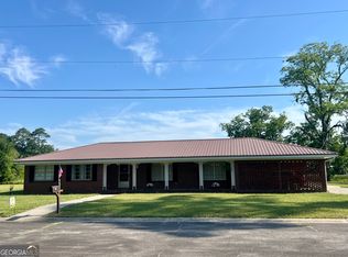 510 Sonidale Dr, Waycross, GA 31501