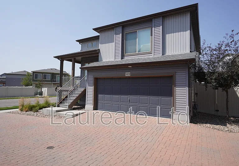 5472 Danube St — Photo 1