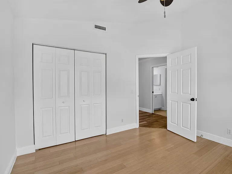 1959 Water Ridge Dr — Photo 33