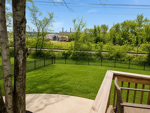 N Wright Rd, Alcoa — Photo 2