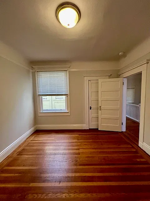 3 bed, 1.0 bath, 1450 sqft, $6,995 — Photo 2
