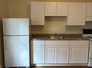 90 Bacon St #3, Waltham, MA 02451