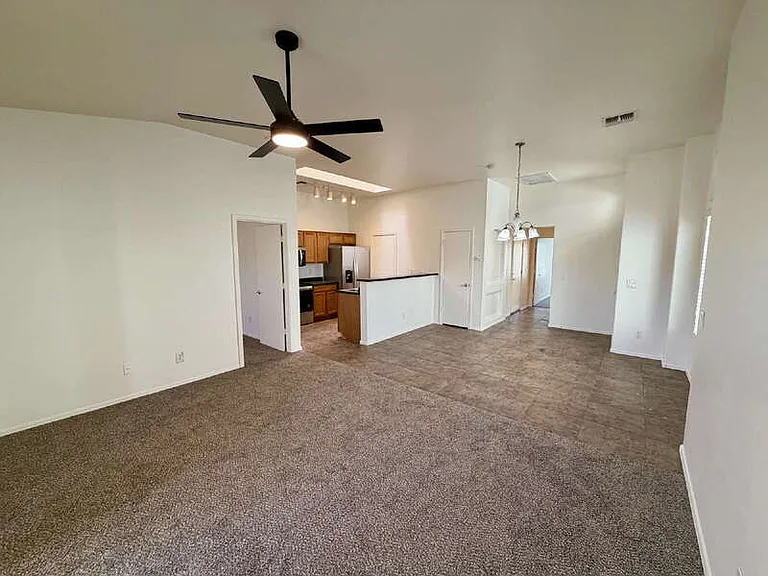 16620 S 48th St #83 — Photo 5