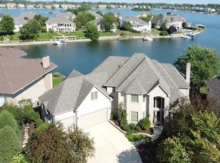 13237 Lakeshore Dr, Plainfield, IL 60585