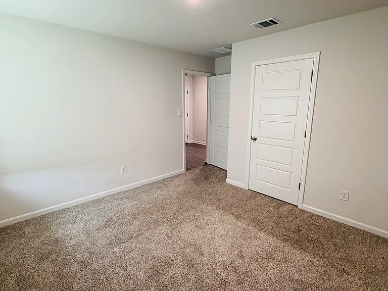 5303 Canova Ct — Photo 6