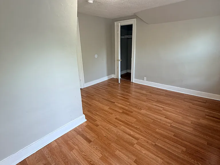 414 Orchard St #3 — Photo 8
