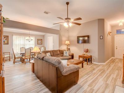 5127 Chase Park Cir, Bacliff, TX, 77518