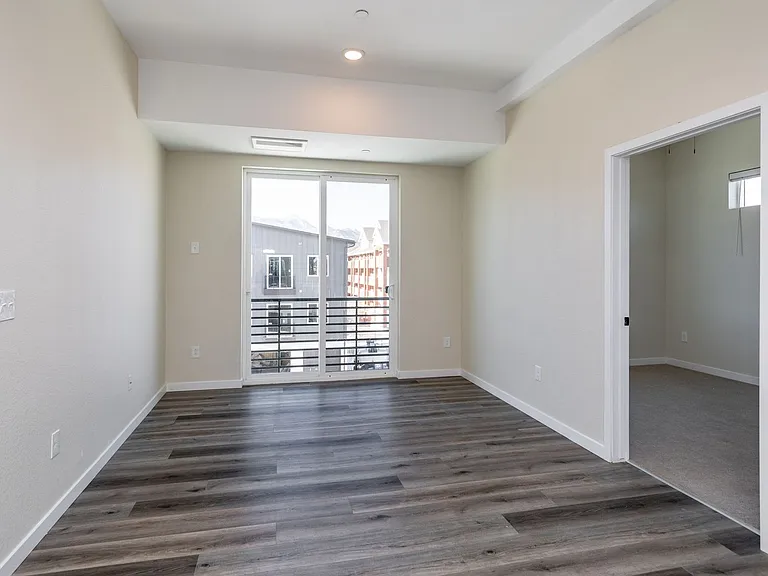 810 S Weber St — Photo 51