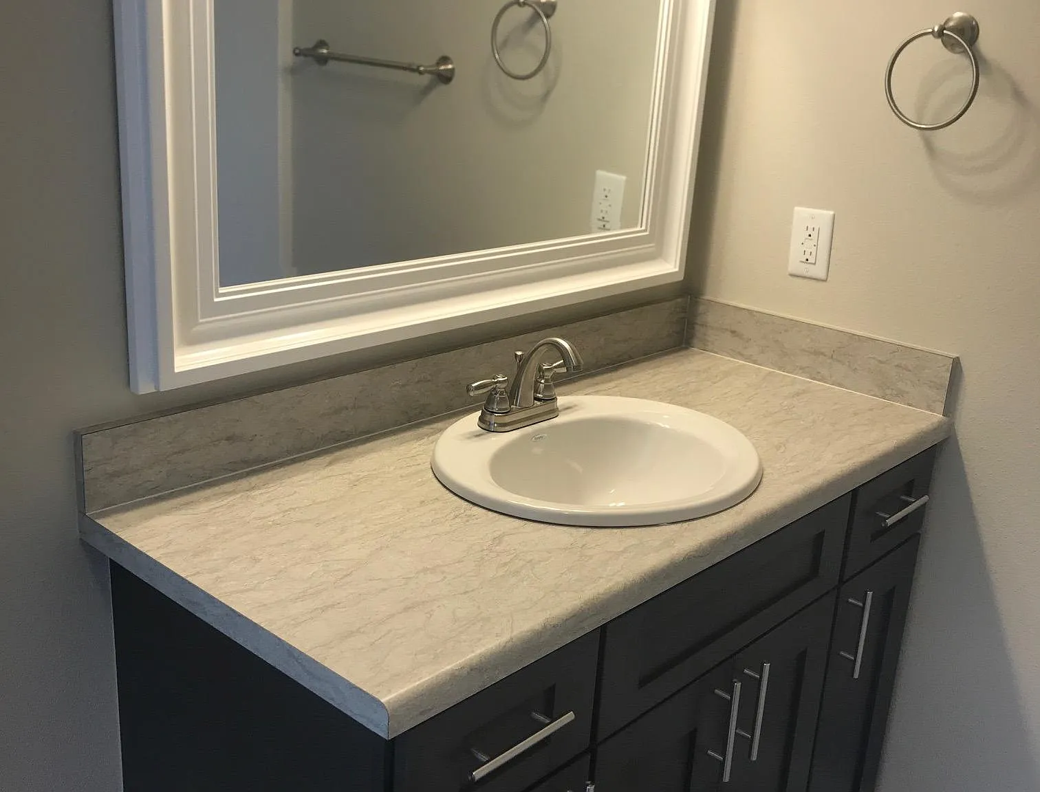 720 Prospect Ave — Photo 3
